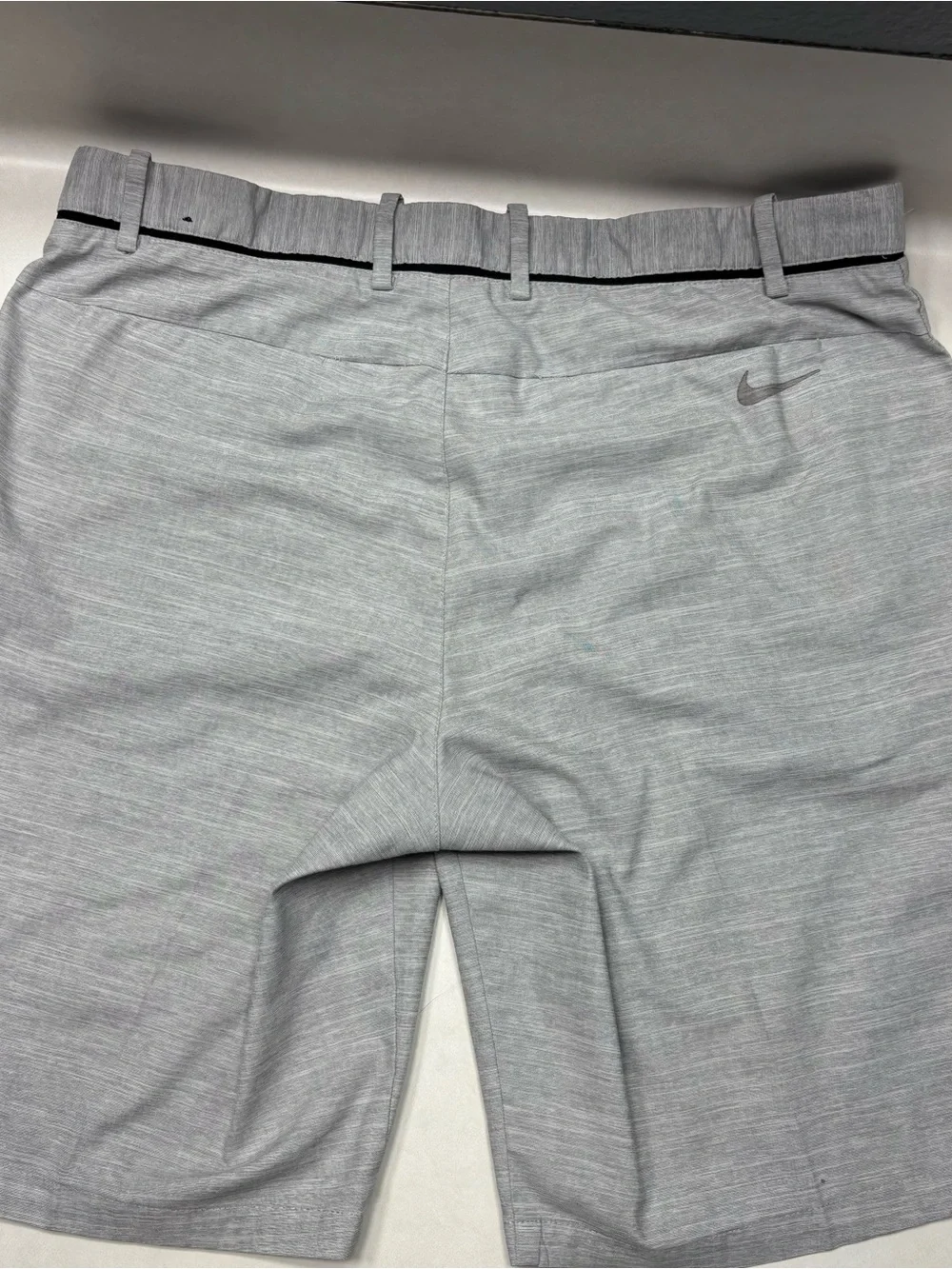 Nike Men's Light Gray Performance Flat-Front Shorts